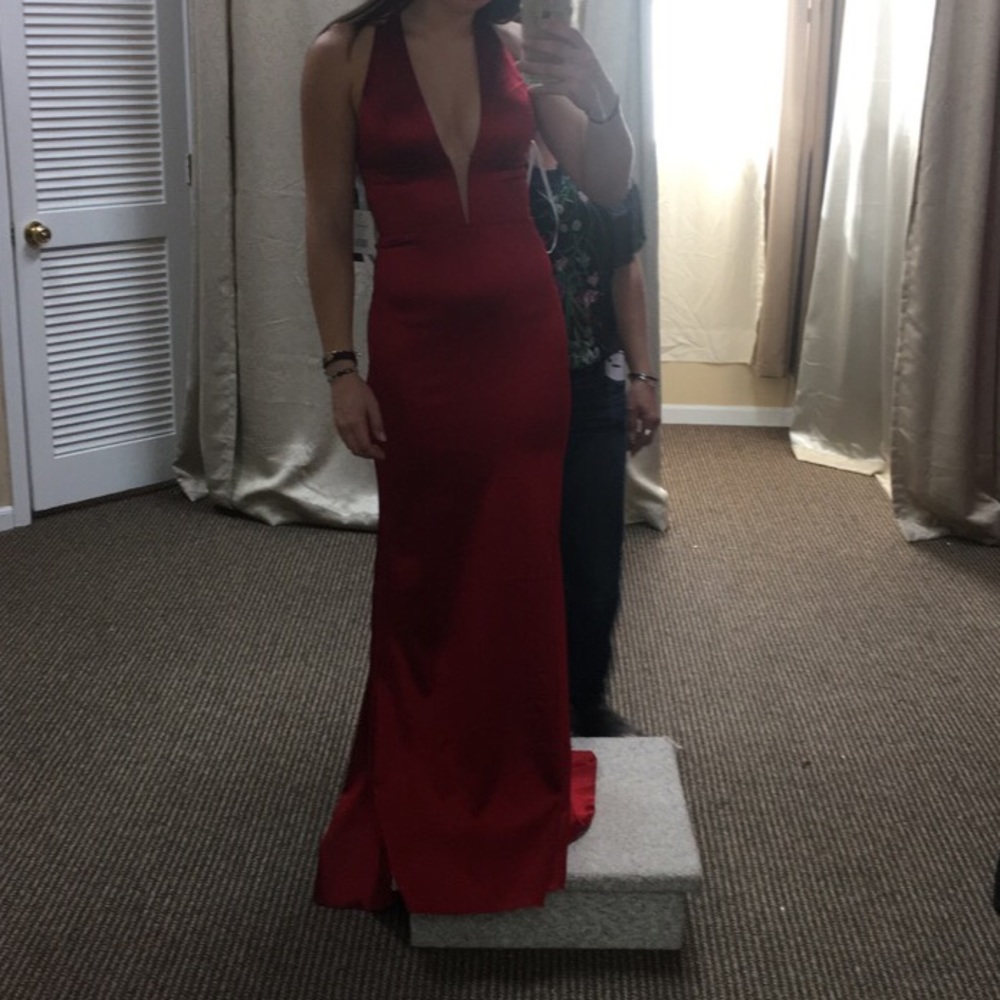 size 4 Sherri Hill